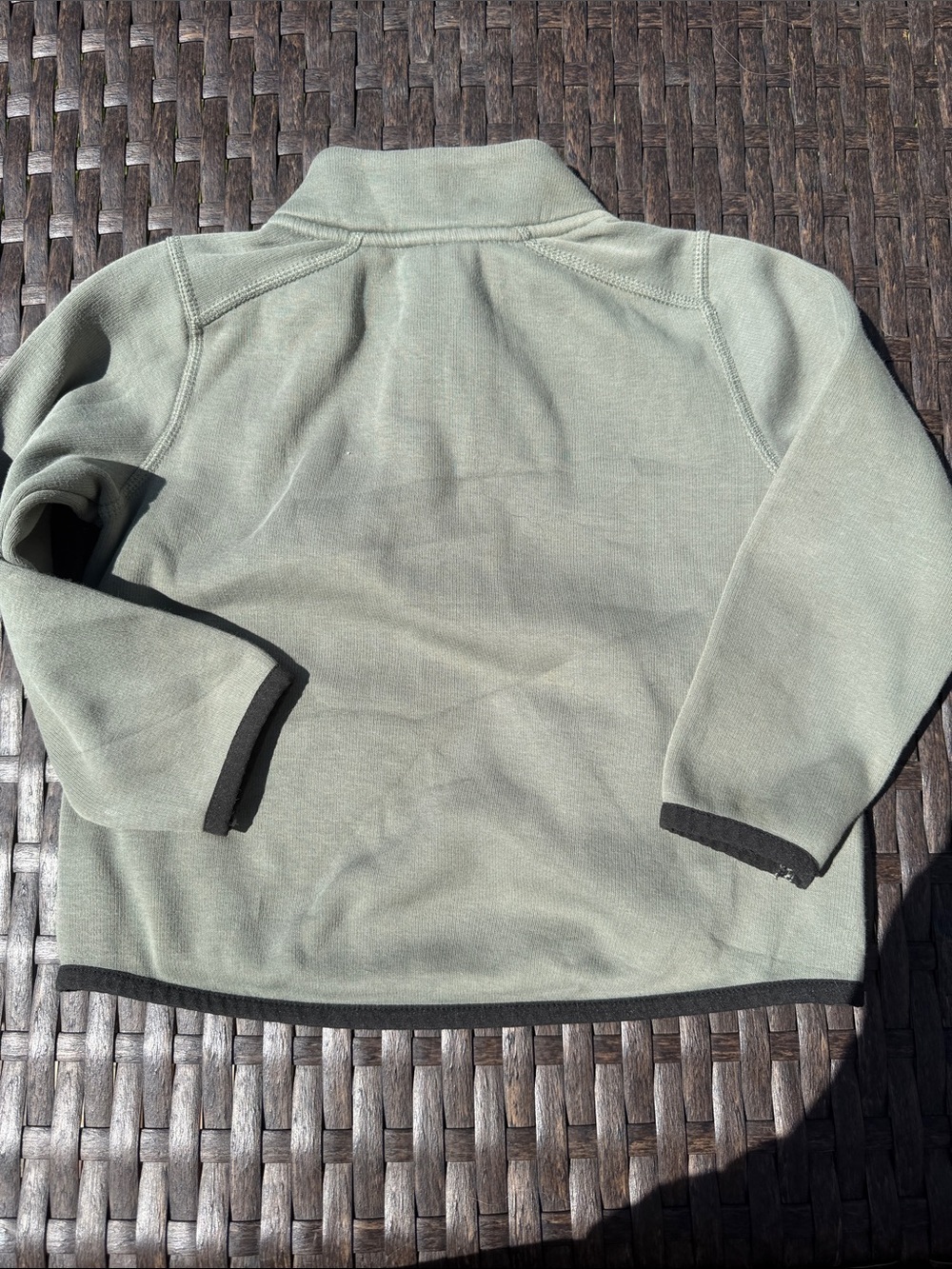 GAP Shirt - Picture 3 of 3